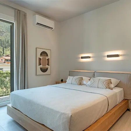 Nonna * Sami (Kefalonia)